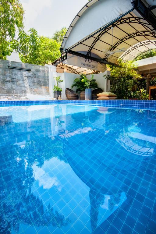 The Willow Boutique Hotel Phnom Penh Exterior photo